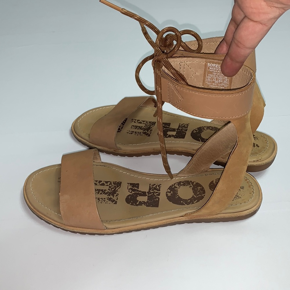 Sorel Sandals Flat Tan Ankle Strap Size 8.5